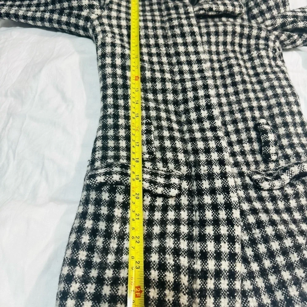 H&M Black and White Checkered Coat - Picture 4 of 5